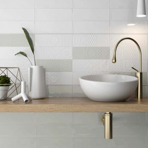 esencia_relieve_blanco_botella_roomset tiles